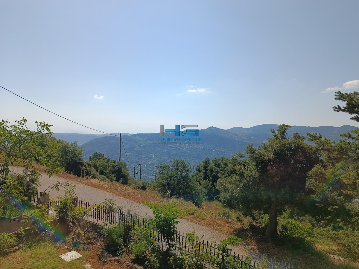 2 Ανεξάρτητες Μεζονέτες 79τ.μ. και 78τ.μ στη Μέση Συνοικία Τρίκαλων – Ξυλόκαστρο Ν. Κορινθίας