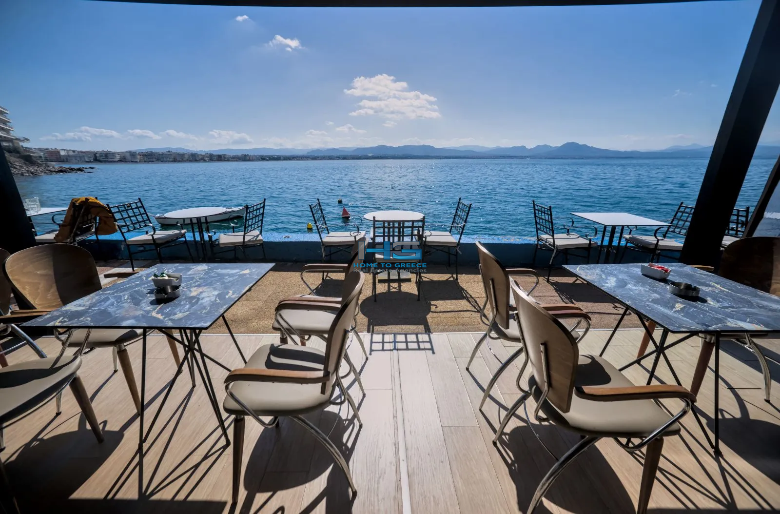 ΠΩΛΕΙΤΑΙ ΕΠΙΧΕΙΡΗΣΗ ΕΣΤΙΑΣΗΣ στο Λουτράκι , Εστιατόριο – cafe / lounge bar