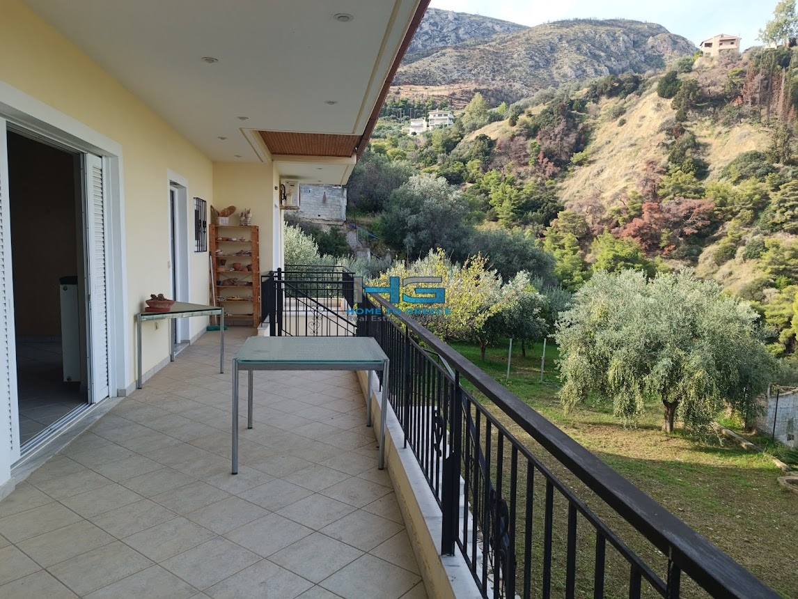 Άνω Λουτρό του Δήμου Ξυλοκάστρου – Ευρωστίνης 2 ανεξάρτητες κατοικίες 85τ.μ. + 85τ.μ.