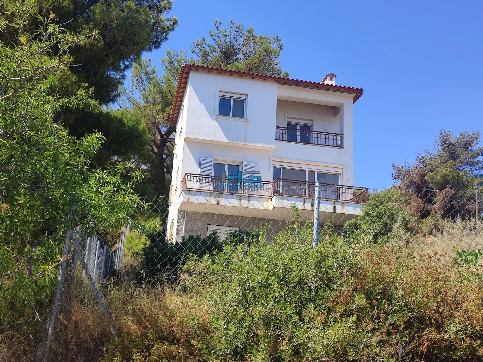 Επενδυτική Ευκαιρία – Γωνιακό Ακίνητο 3 Ορόφων στο Μελίσσι Κορινθίας