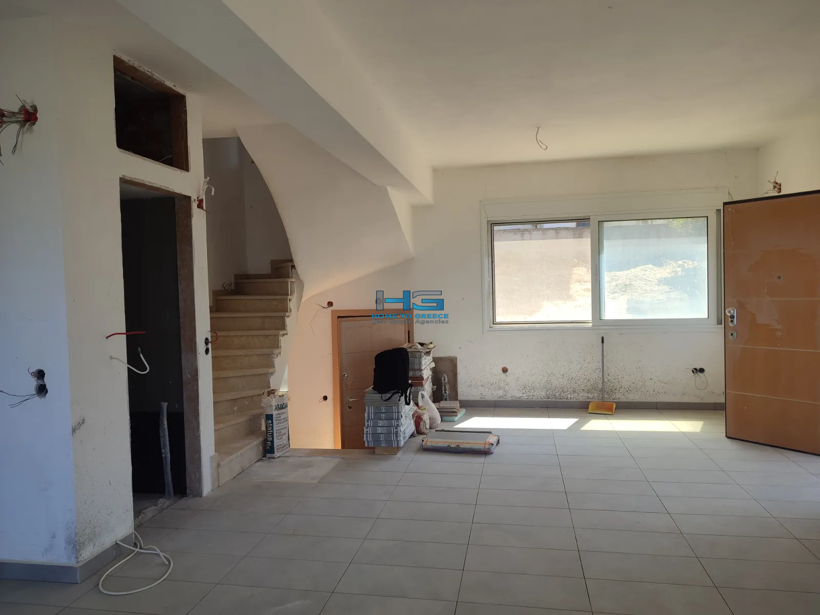 Επενδυτική Ευκαιρία – Γωνιακό Ακίνητο 3 Ορόφων στο Μελίσσι Κορινθίας