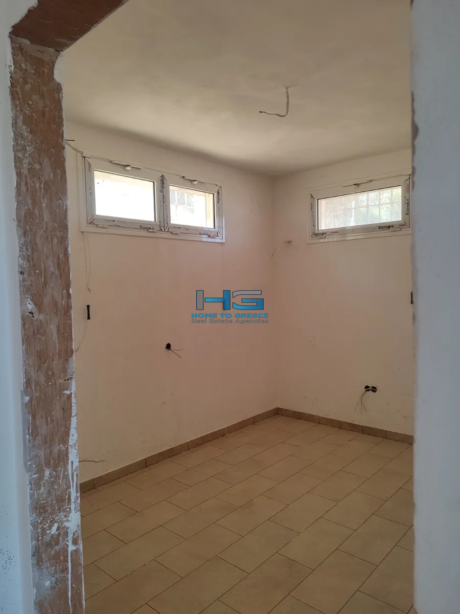 Επενδυτική Ευκαιρία – Γωνιακό Ακίνητο 3 Ορόφων στο Μελίσσι Κορινθίας